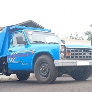 نیسان کمپرسی